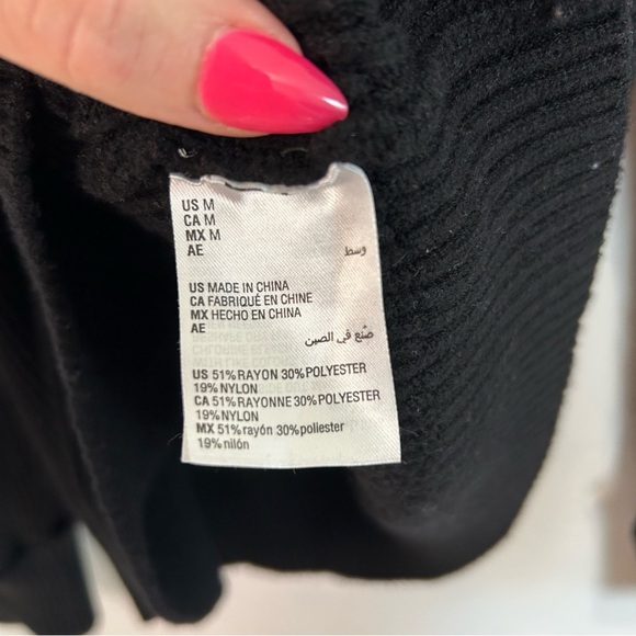 Bar III Black Turtleneck Sweater Classic Warm Chunky Knit Women’s Size Medium - Picture 4 of 6